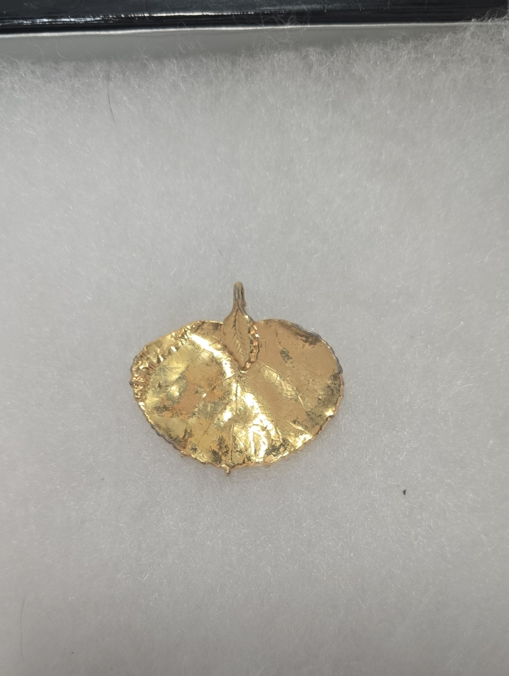 Gold Leaf Pendant Necklace Charm - Women Jewelry